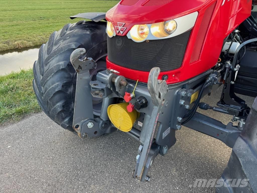 Massey Ferguson 5609 Tractors