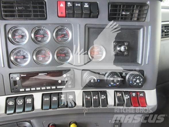 Kenworth T880 Conventional Trucks / Tractor Trucks