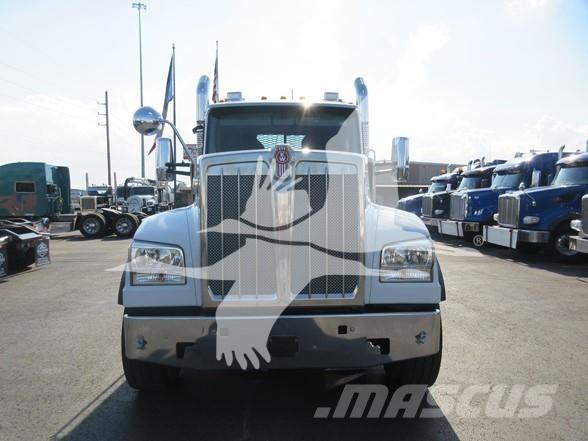 Kenworth W990 Other