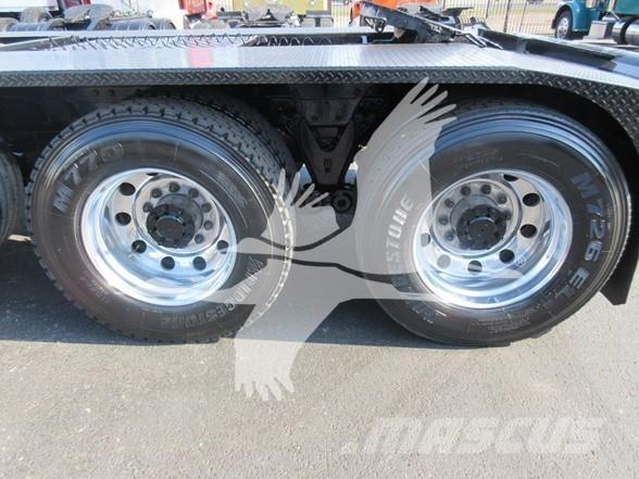 Kenworth W990 Other