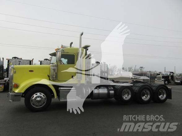 Peterbilt 367 Conventional Trucks / Tractor Trucks