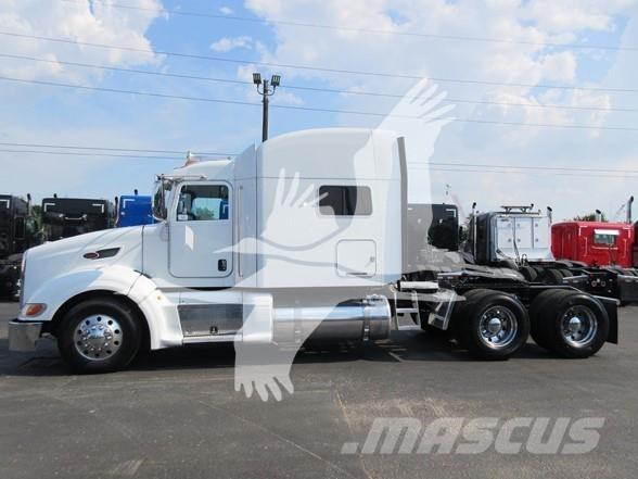 Peterbilt 386 Conventional Trucks / Tractor Trucks