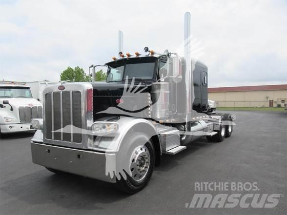 Peterbilt 388 Conventional Trucks / Tractor Trucks
