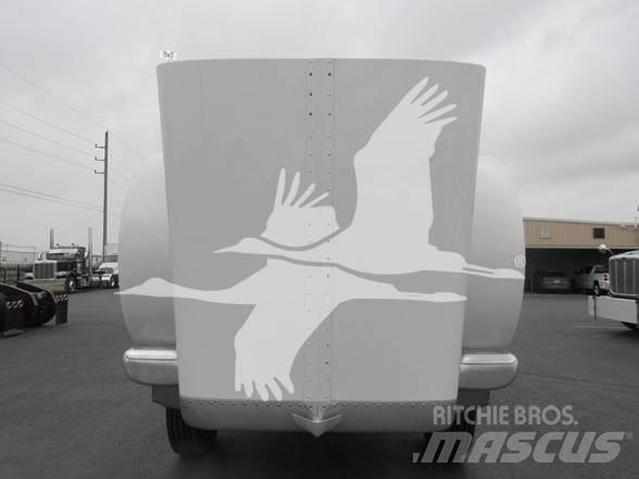Peterbilt 389 Conventional Trucks / Tractor Trucks