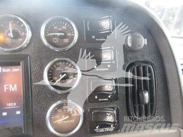 Peterbilt 389 Conventional Trucks / Tractor Trucks