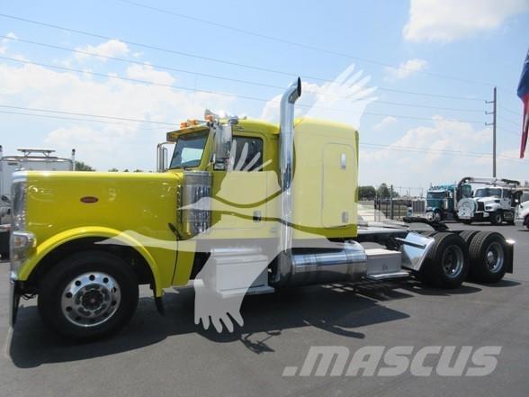 Peterbilt 389 Conventional Trucks / Tractor Trucks