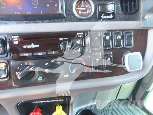 Peterbilt 389 Conventional Trucks / Tractor Trucks