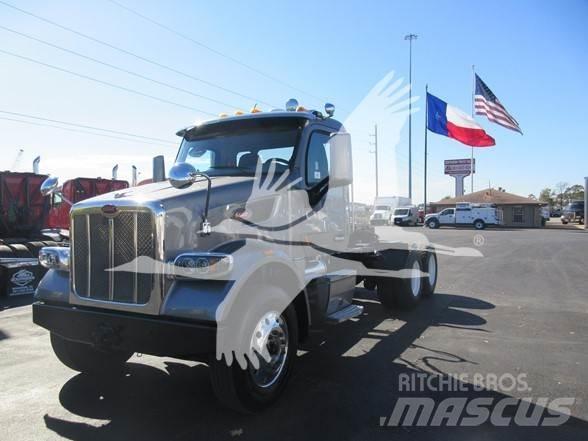 Peterbilt 567 Conventional Trucks / Tractor Trucks