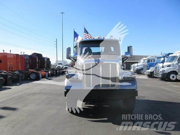 Peterbilt 567 Conventional Trucks / Tractor Trucks