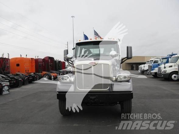 Peterbilt 567 Conventional Trucks / Tractor Trucks