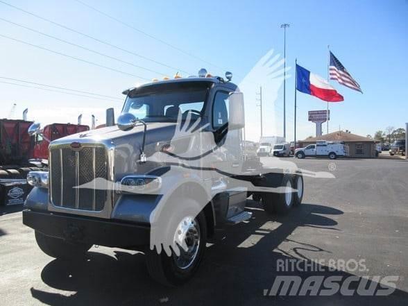 Peterbilt 567 Conventional Trucks / Tractor Trucks