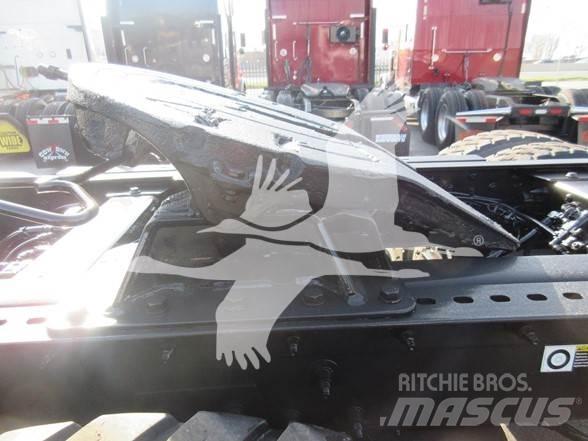 Peterbilt 567 Conventional Trucks / Tractor Trucks