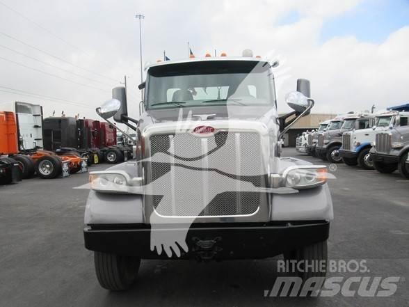 Peterbilt 567 Conventional Trucks / Tractor Trucks