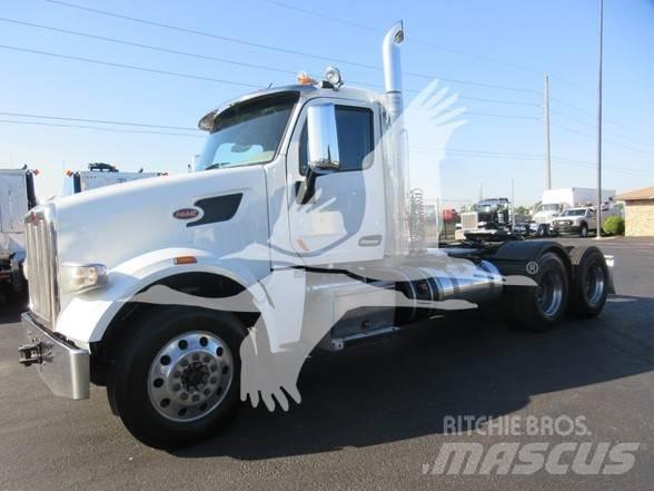 Peterbilt 567 Conventional Trucks / Tractor Trucks