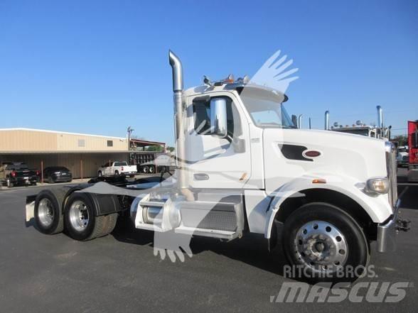 Peterbilt 567 Conventional Trucks / Tractor Trucks