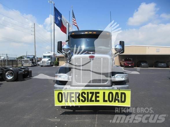 Peterbilt 567 Conventional Trucks / Tractor Trucks
