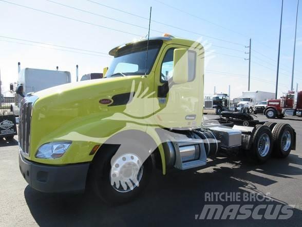 Peterbilt 579 Conventional Trucks / Tractor Trucks