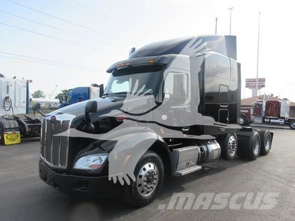 Peterbilt 579 Conventional Trucks / Tractor Trucks
