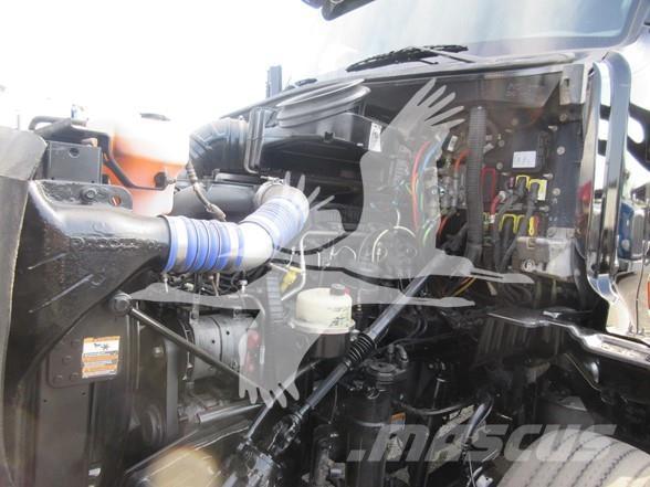 Peterbilt 579 Conventional Trucks / Tractor Trucks