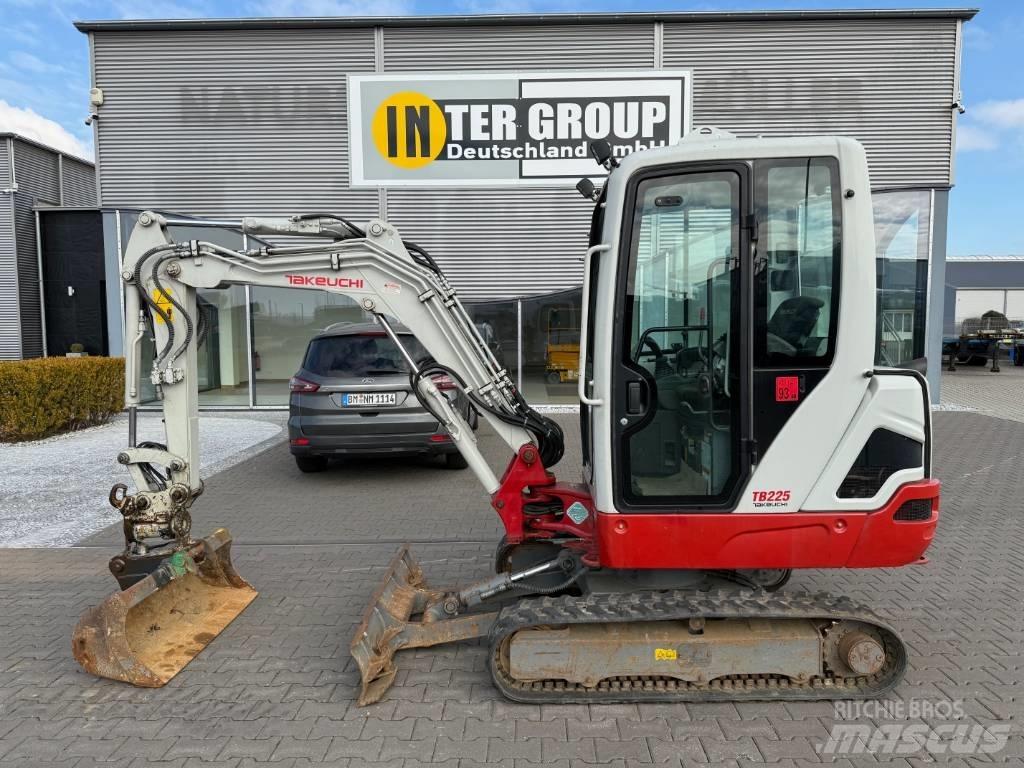 Takeuchi TB 225 V3 Mini Excavators <7t (Mini Diggers)