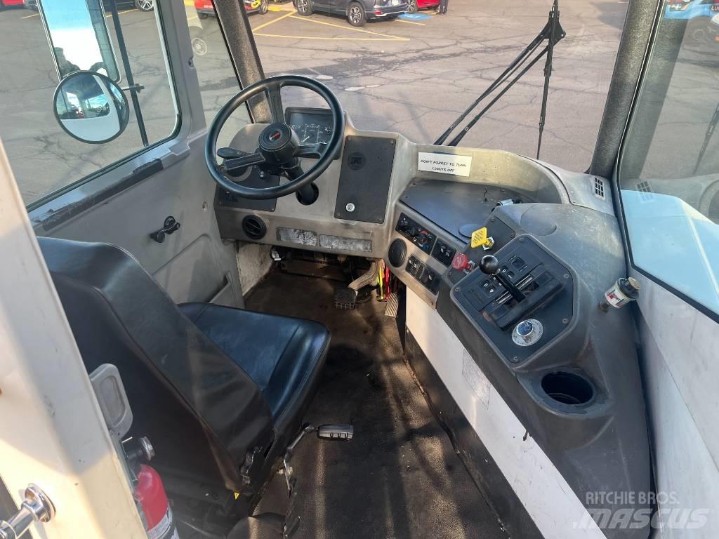 Ottawa T2 Shunt Trucks