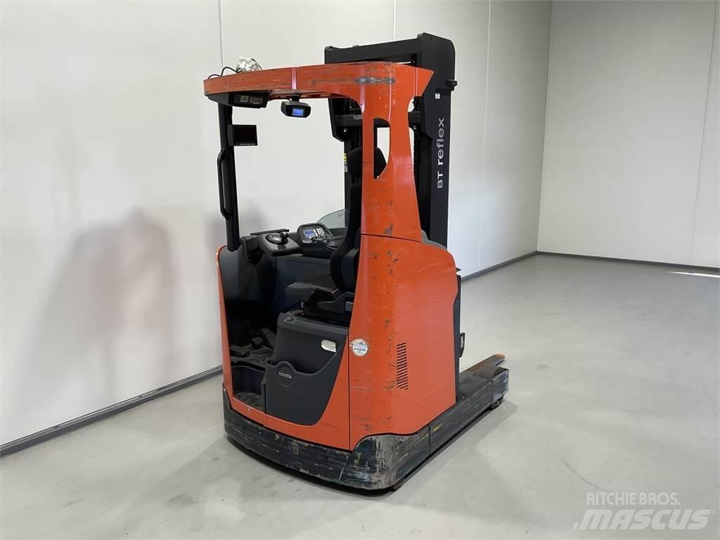 BT RRE 14 Reach trucks