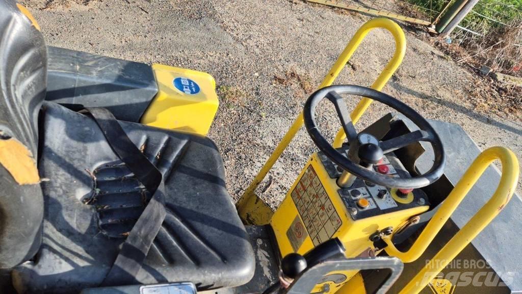 Bomag BW 80 AD-2 Twin drum rollers