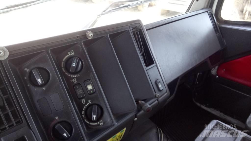 Mercedes-Benz 3535 Dump Trucks