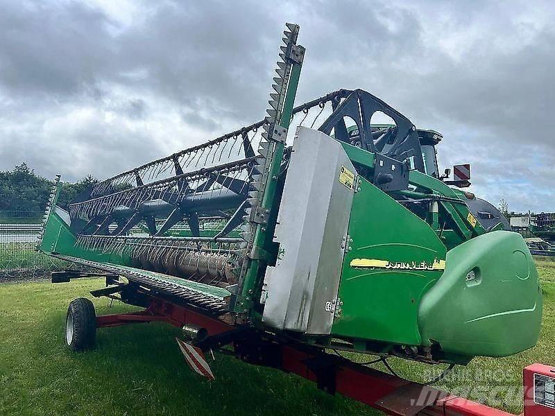 John Deere 622R Harvester Headers