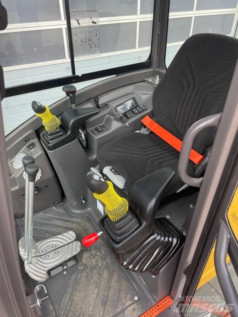 Volvo EC27D Mini Excavators <7t (Mini Diggers)