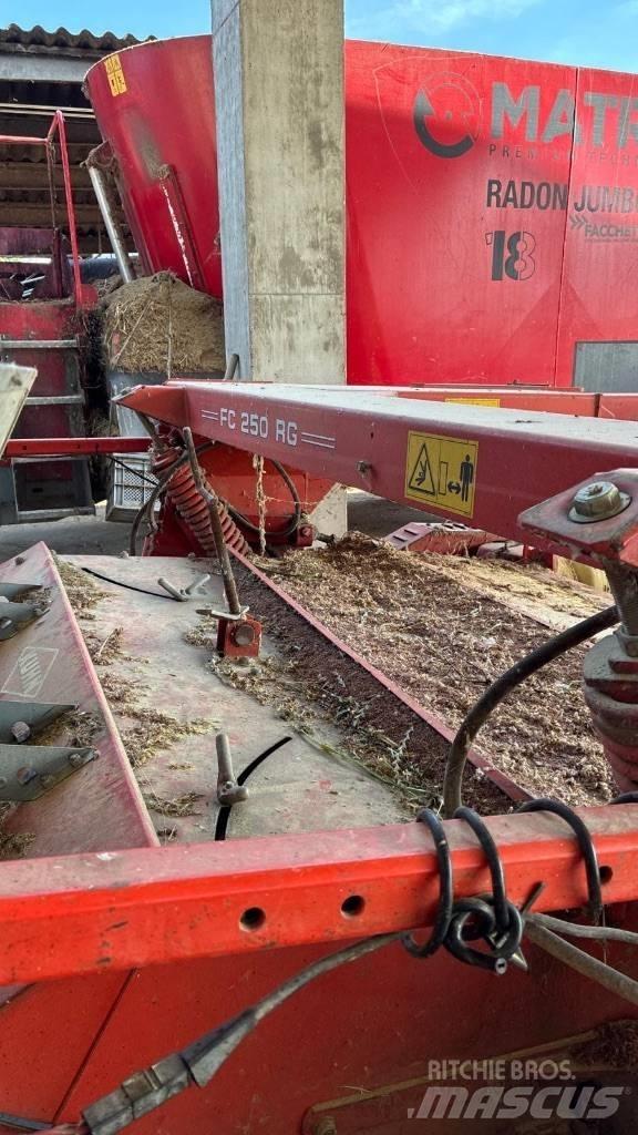Kuhn FC 250 R G Mower-conditioners
