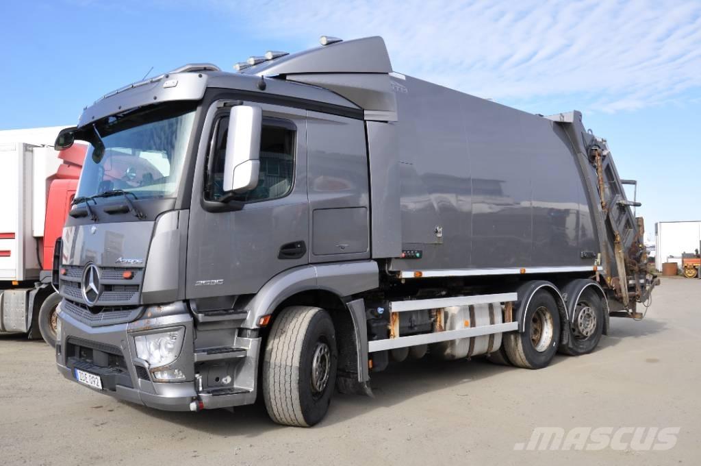 Mercedes-Benz 2535 Garbage Trucks / Recycling Trucks