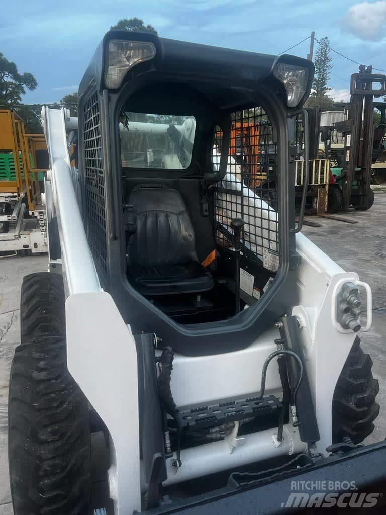 Bobcat S570 Skid Steer Loaders