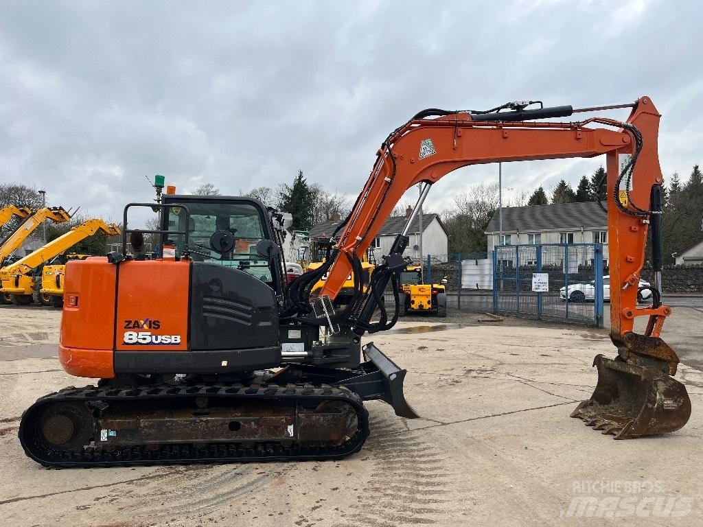 Hitachi ZX85 USB-6 Mini excavators  7t - 12t