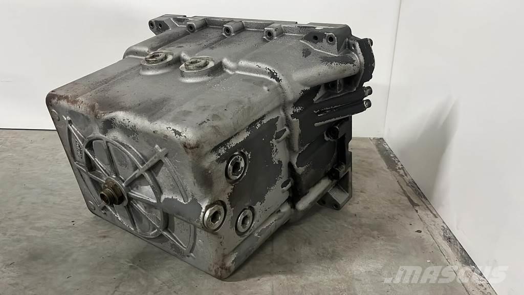 Liebherr carterpan Engines