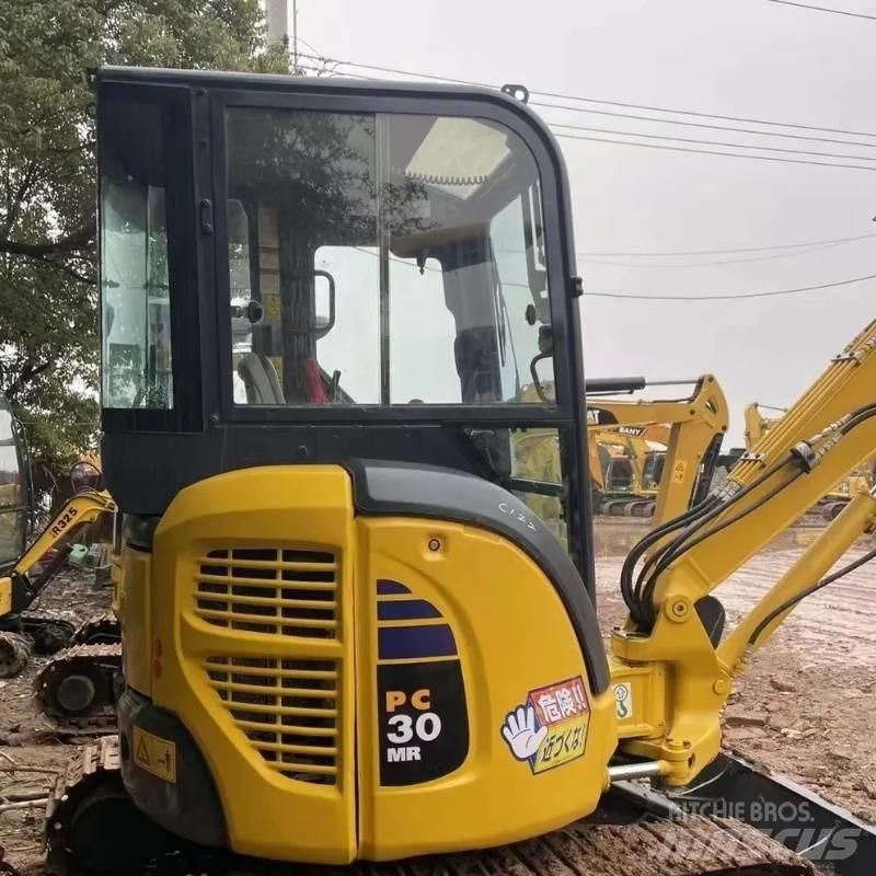 Komatsu PC 30 Mini Excavators <7t (Mini Diggers)