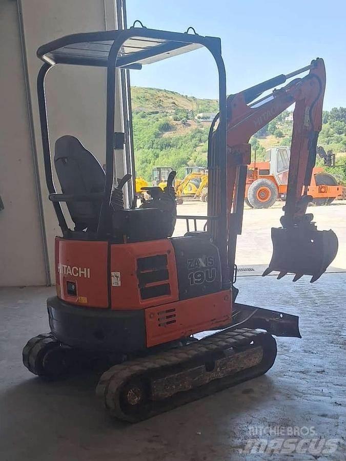 Hitachi ZX19U Mini Excavators <7t (Mini Diggers)