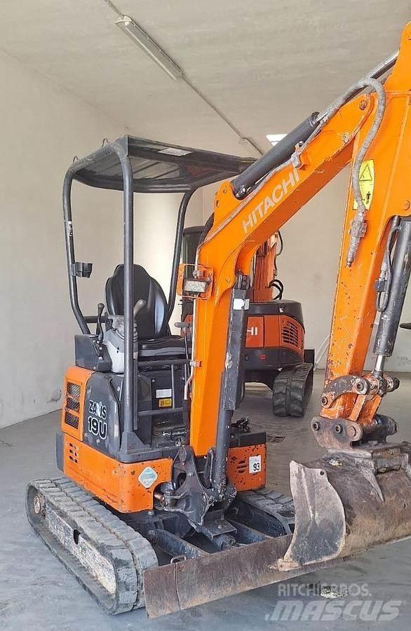 Hitachi ZX19U Mini Excavators <7t (Mini Diggers)