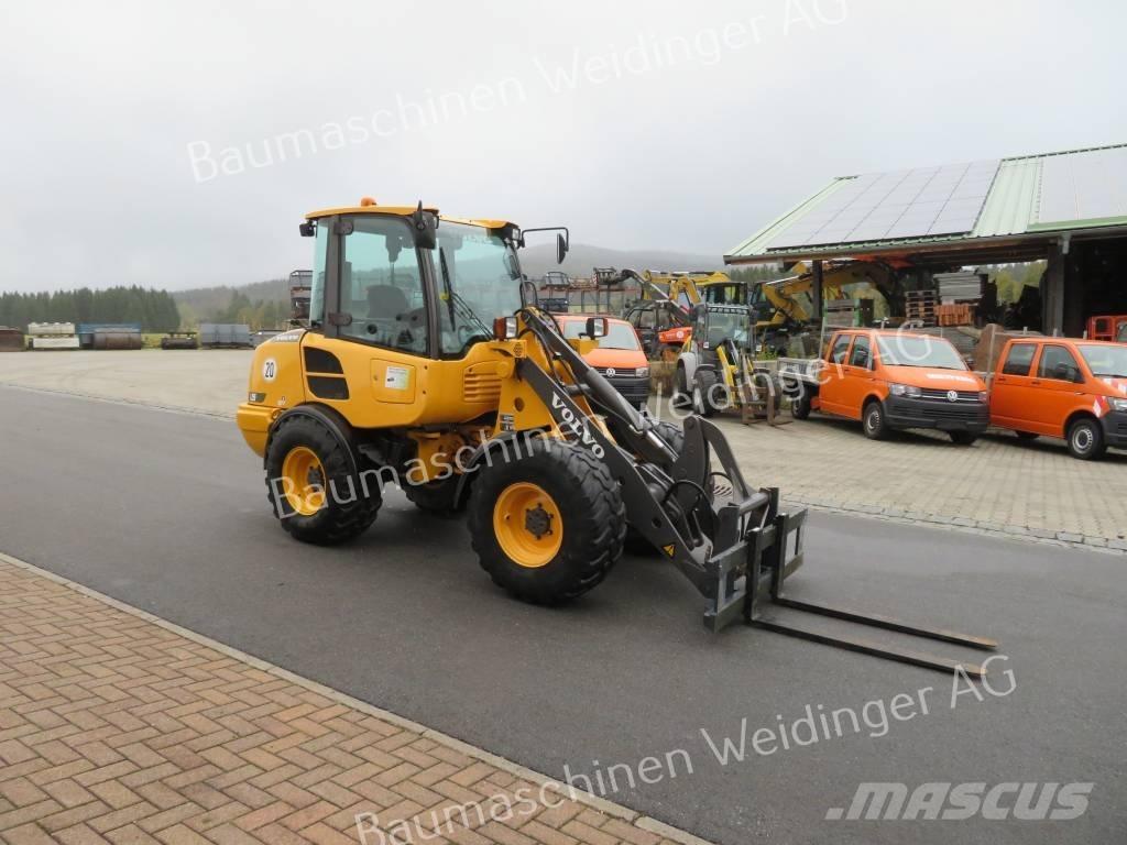 Volvo L 25 F Wheel Loaders