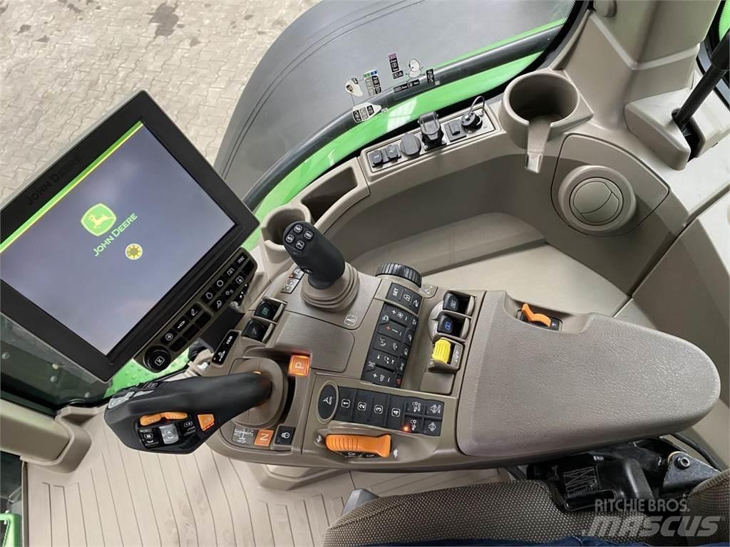 John Deere 7R 350 Tractors