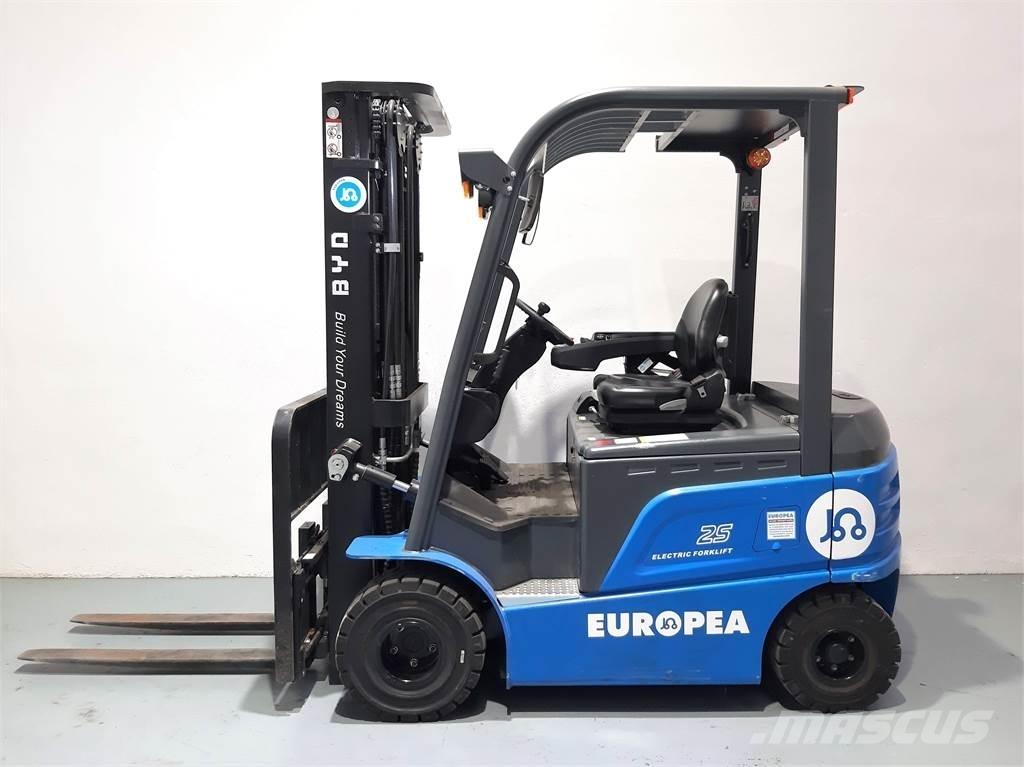 BYD ECB25C Electric Forklifts