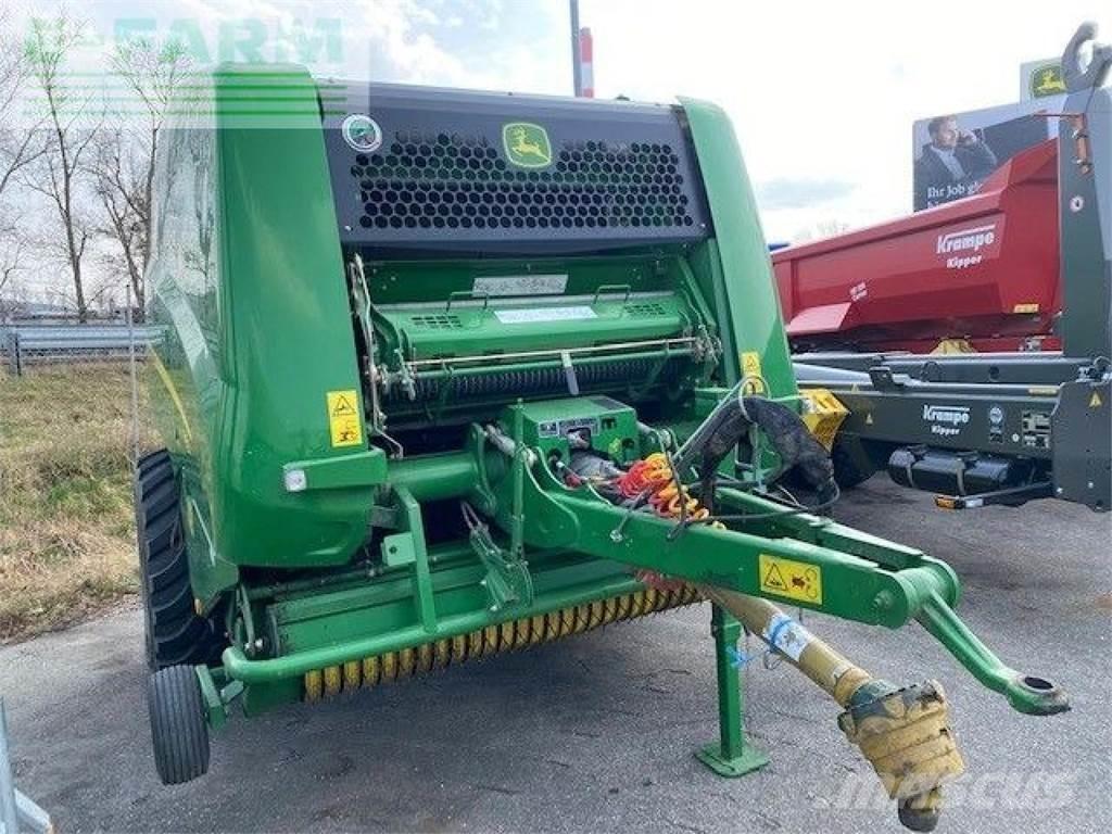 John Deere 960 Square Balers
