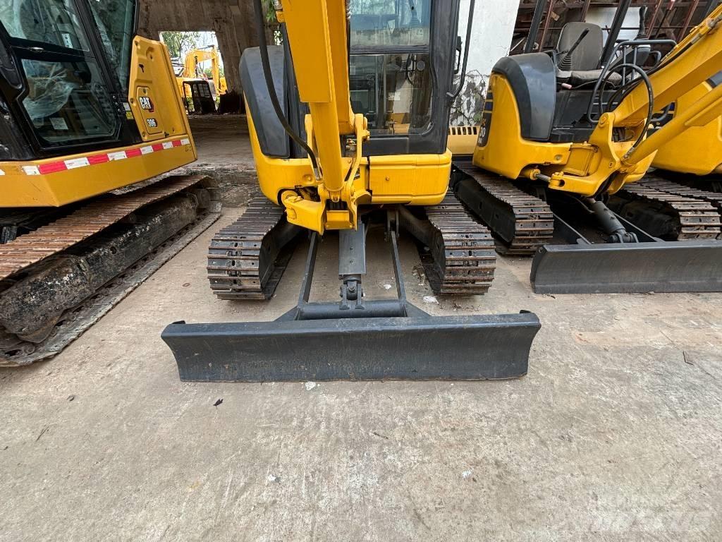 Komatsu PC35MR Mini Excavators <7t (Mini Diggers)