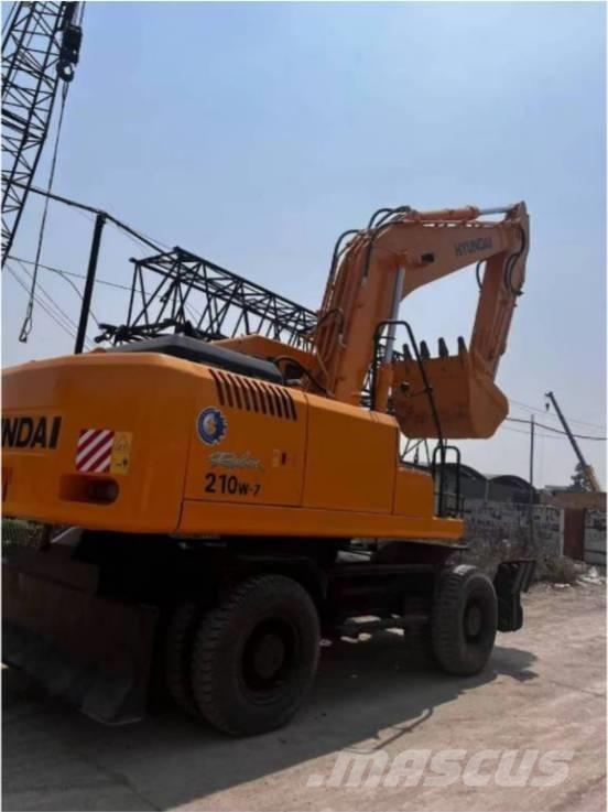 Hyundai 210 W-7 Wheeled Excavators