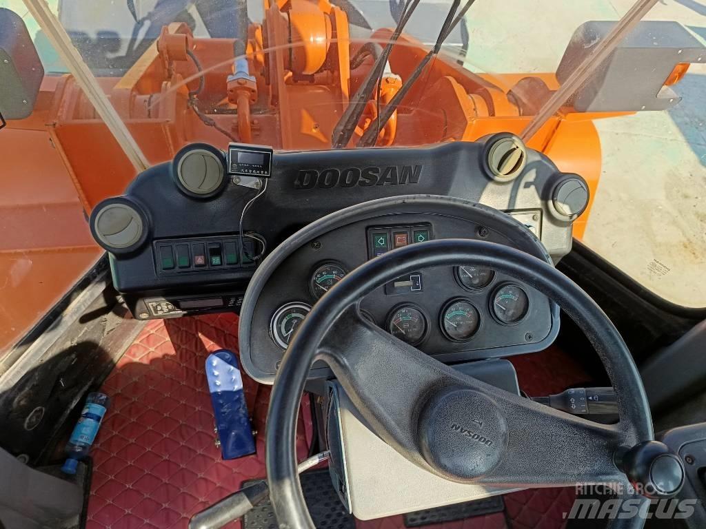 Doosan DL 505 Wheel Loaders