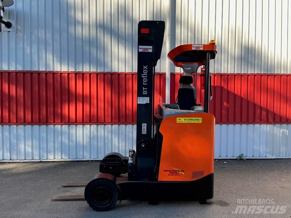 BT RR E 160 Reach trucks
