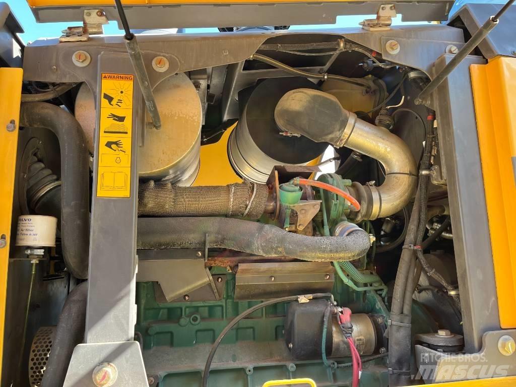 Volvo G 940 Motor Graders