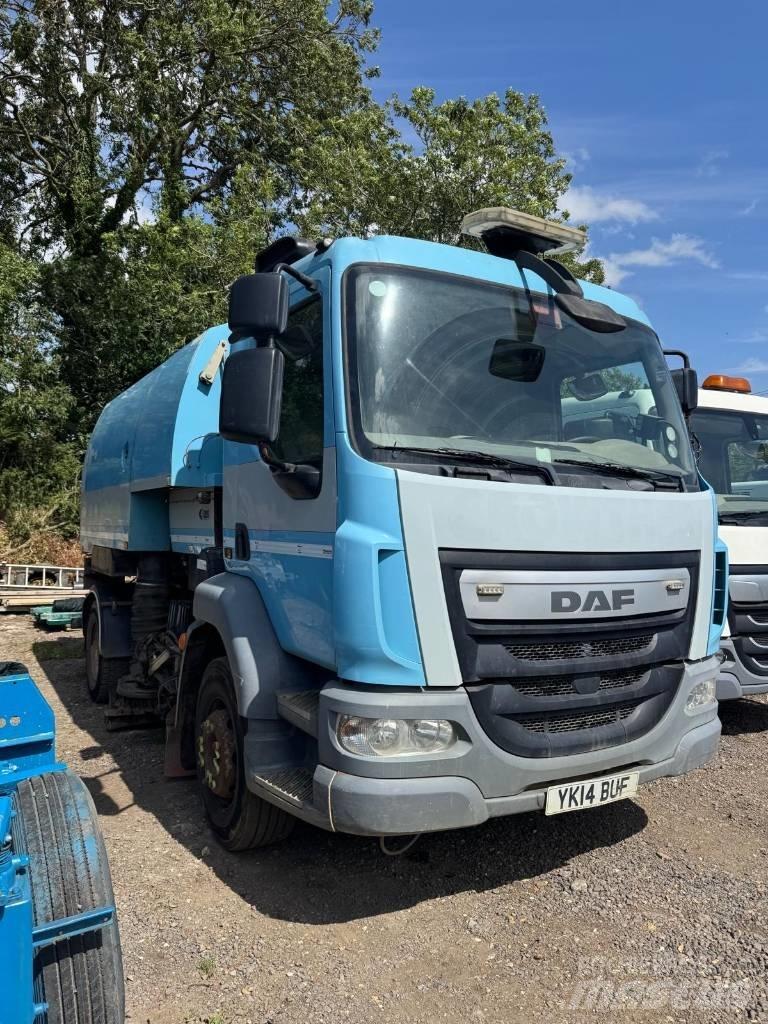 DAF LF 220 Sweeper trucks