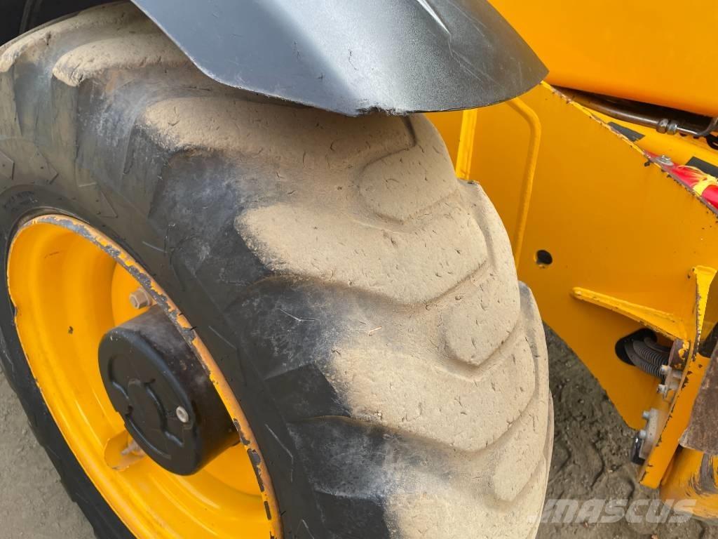 JCB 540-140 Telescopic Handlers