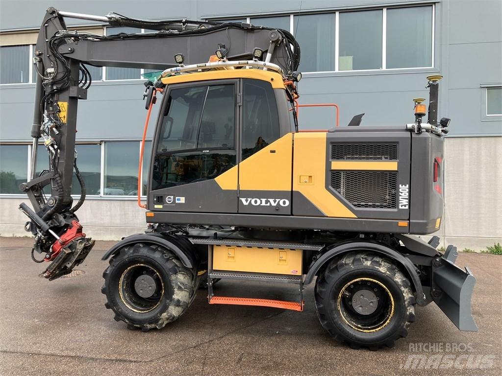 Volvo EW 160 E Wheeled Excavators